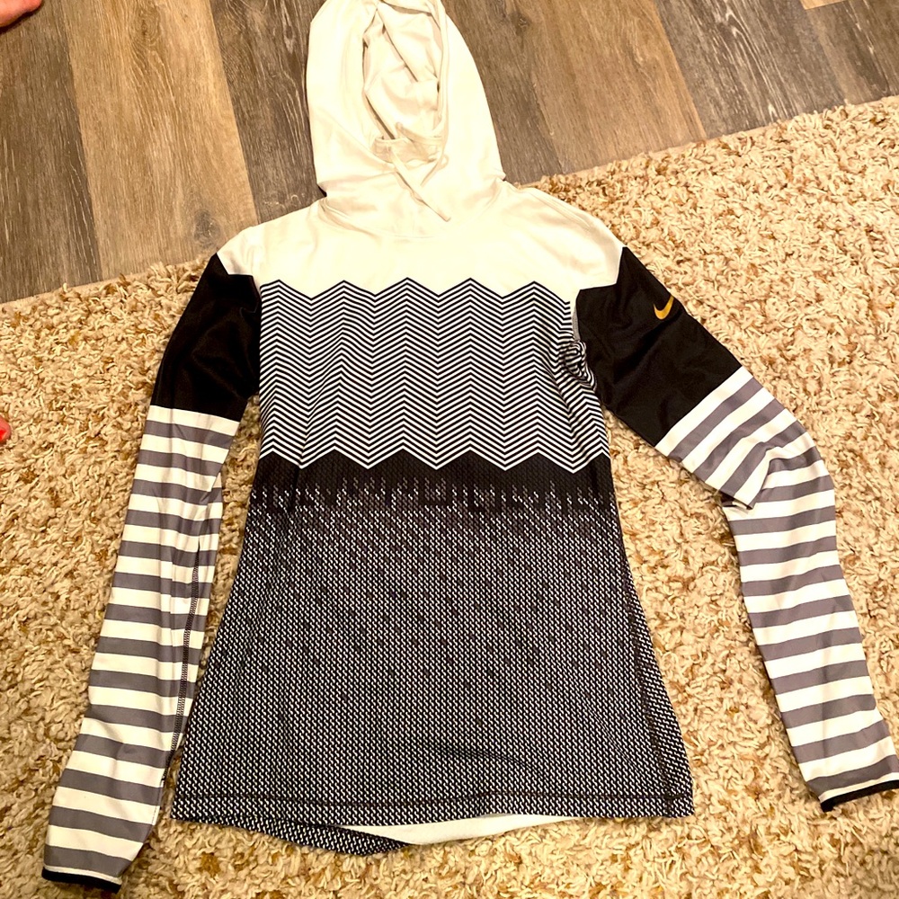 Nike Pro limited edition